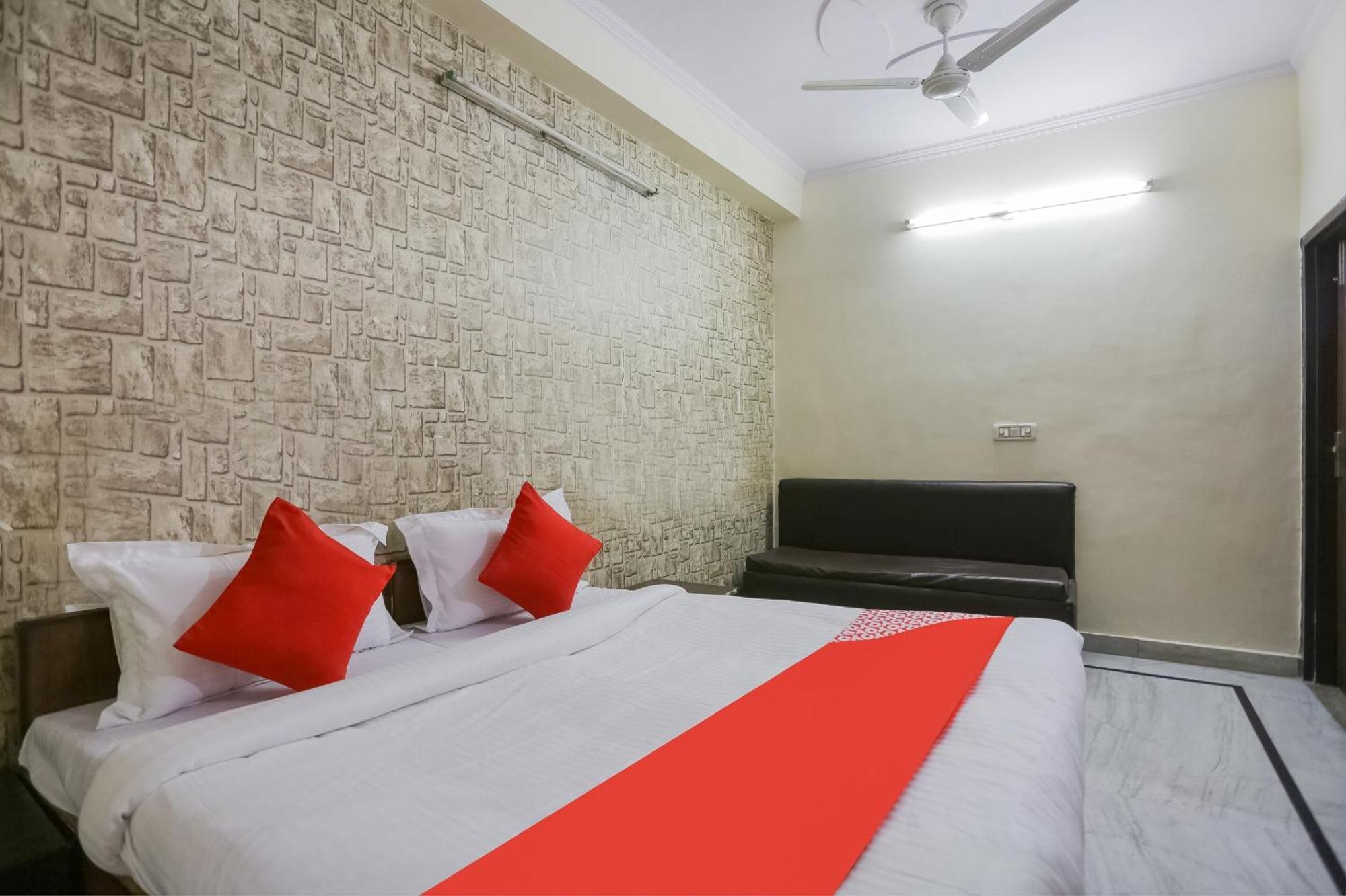 Hotel O Green High New Delhi Eksteriør bilde